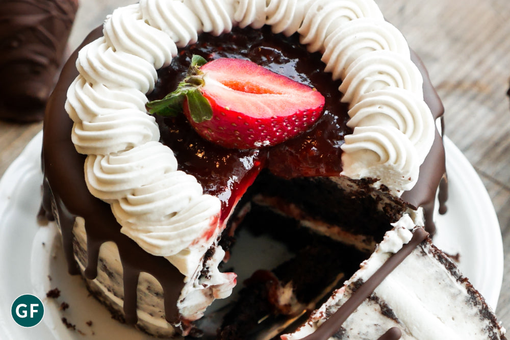Gluten-free Dark Chocolate Berry Cake (new: icing of choice)