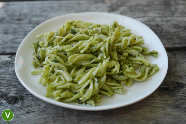 vegan pesto salad